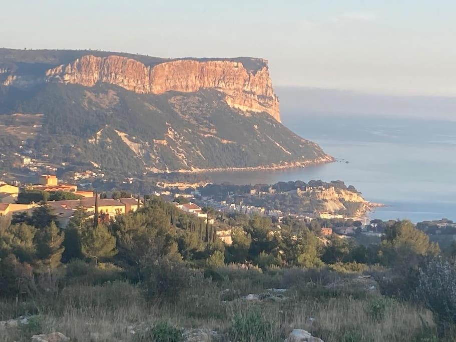 Le Cap - Bungalow Vue Mer Et Colline - Hauteur De Cassis Apartamento Exterior foto